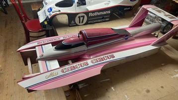 Rc hydroplane beschikbaar voor biedingen