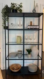 IKEA VITTSJÖ - Open glazen/metalen kast, Huis en Inrichting, Ophalen, Zo goed als nieuw