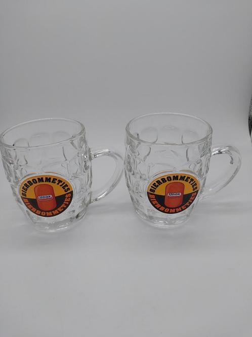 2 leuke kleine bierpullen van Unox, Verzamelen, Glas en Borrelglaasjes, Zo goed als nieuw, Bierglas, Ophalen of Verzenden