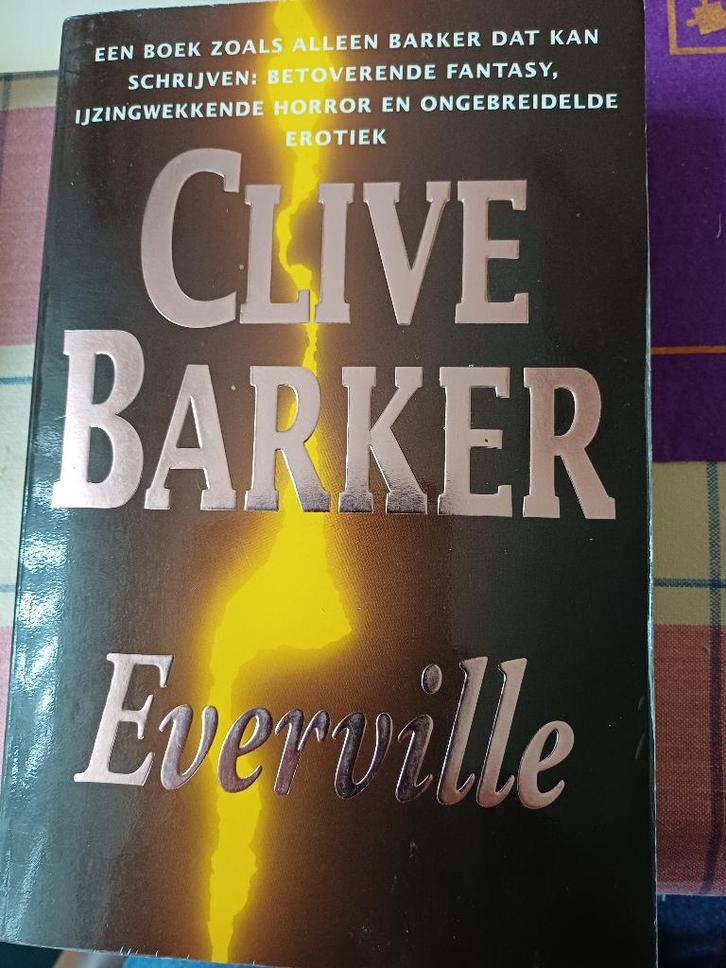 Clive Barker Everville, Boeken, Thrillers, Gelezen, Ophalen