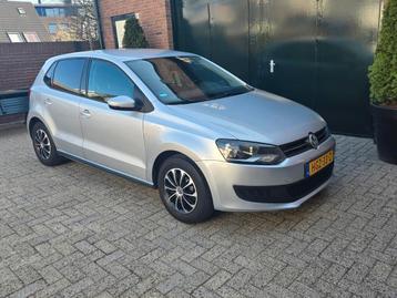 Volkswagen Polo 1.4 16V FSI 63KW Grijs Carplay l Navi l  beschikbaar voor biedingen