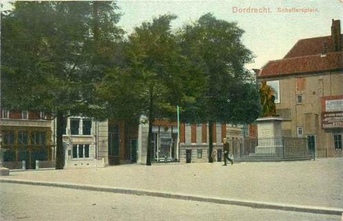 (301-088-033) Dordrecht Scheffersplein, Verzamelen, Ansichtkaarten | Nederland, Zuid-Holland, Verzenden
