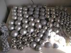 Kerstbal assorti zilver 215 delig, Diversen, Kerst, Ophalen of Verzenden, Zo goed als nieuw