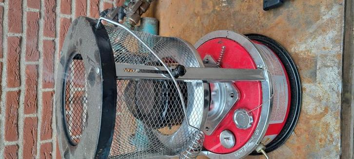 Leuk klein kacheltje op petroleum voor garage ofzo l, Doe-het-zelf en Verbouw, Verwarming en Radiatoren, Gebruikt, Kachel, Minder dan 200 watt