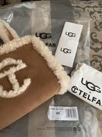 UGG x TELFAR, Sieraden, Tassen en Uiterlijk, Ophalen of Verzenden, Zo goed als nieuw