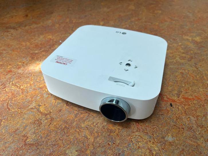 LG Smart Beamer Full HD, Audio, Tv en Foto, Beamers, Zo goed als nieuw, LED, Full HD (1080), Ophalen of Verzenden