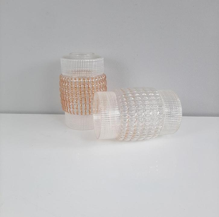 Jaren 60 glazen lampenkappen, Huis en Inrichting, Lampen | Lampenkappen, Gebruikt, Minder dan 25 cm, Rond, Wit, Overige kleuren