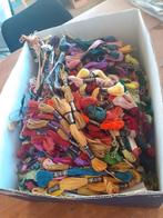 Doos vol dmc borduurzijde, Hobby en Vrije tijd, Ophalen of Verzenden, Borduurgaren of Zijde