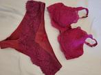lingeriesetje 85E slip XL, Kleding | Dames, Ondergoed en Lingerie, Hunkemöller, Ophalen of Verzenden, Rood, Setje