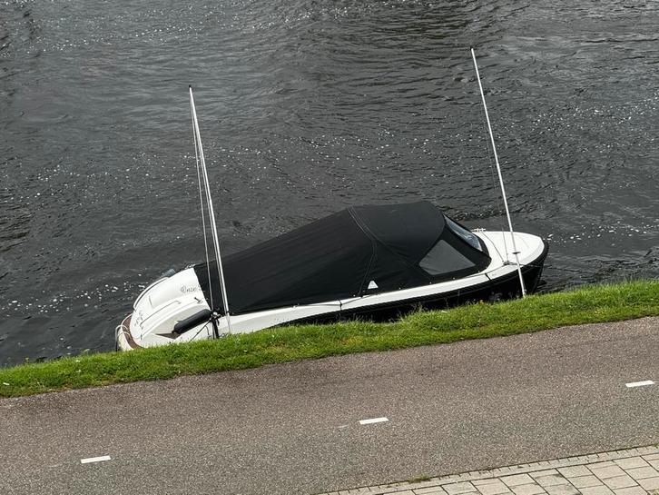 Oudhuijzer 570 tender zwart met witte inhoud en zwart doek, Watersport en Boten, Sloepen, 10 tot 30 pk, 3 tot 6 meter, Buitenboordmotor