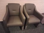 Twee antraciet skai fauteuils op wieltjes, Ophalen, Kunststof, Gebruikt, Minder dan 75 cm