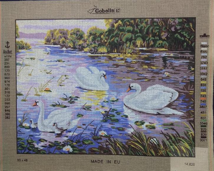 Cado voorbedrukt borduurstramien landschap met zwanen 520, Hobby en Vrije tijd, Borduren en Borduurmachines, Nieuw, Onderdeel of Toebehoren