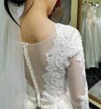 Luxe moderne Trouwjurk size M bruidsjurk + schoenen & broche, Trouwjurk, Wit, Ophalen of Verzenden, Zo goed als nieuw