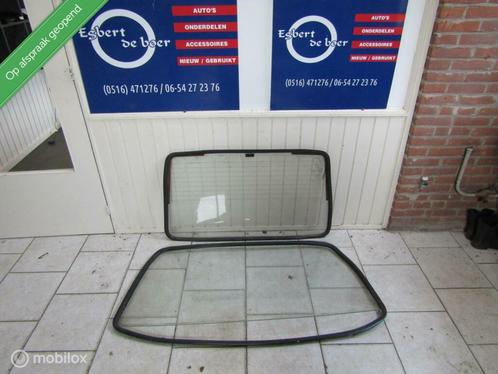 achterraam met raamrubber vw golf 1, Auto-onderdelen, Ruiten en Toebehoren, Volkswagen, Gebruikt, Ophalen of Verzenden