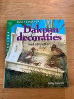 Dakpan decoraties met servetten - Hobbyboek, Ophalen of Verzenden, Gelezen, Scrapbooking en Knutselen