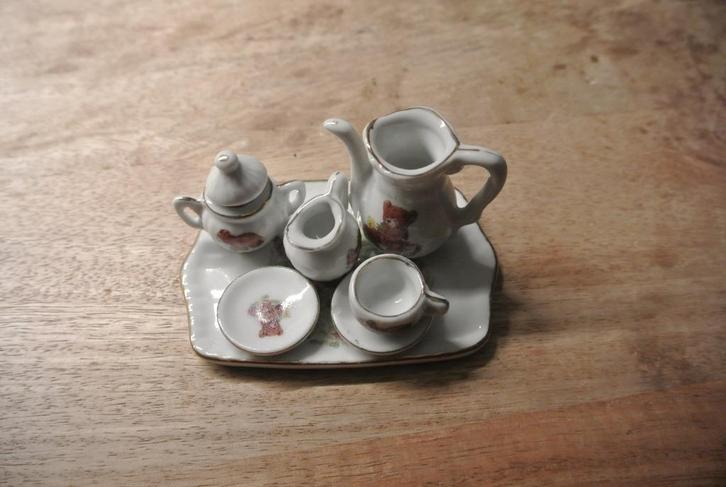 Poppenhuis Poppen Serviesje/ nr 16, Verzamelen, Poppenhuizen en Toebehoren, Gebruikt, Gebruiksvoorwerp, Ophalen of Verzenden