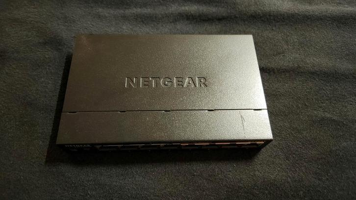 Netgear GS308T Smart Managed Pro Switch - 8-Poort Gigabit, Computers en Software, Netwerk switches, Gebruikt, Ophalen of Verzenden