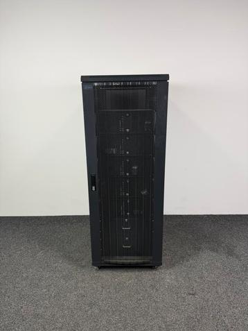 Alfaco Serverkast beschikbaar voor biedingen