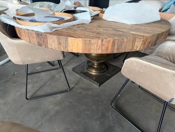 Richmond ronde houten eettafel  beschikbaar voor biedingen