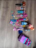 Diverse Barbiepoppen, kleding, auto en paarden, Kinderen en Baby's, Speelgoed | Poppen, Ophalen, Zo goed als nieuw, Barbie