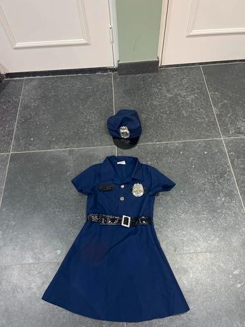 Politie Jurkje Maat 140 beschikbaar voor biedingen