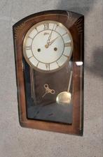 Gewes klok, Antiek en Kunst, Ophalen of Verzenden