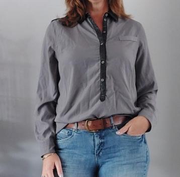 DYANNE blouse maat 40 beschikbaar voor biedingen