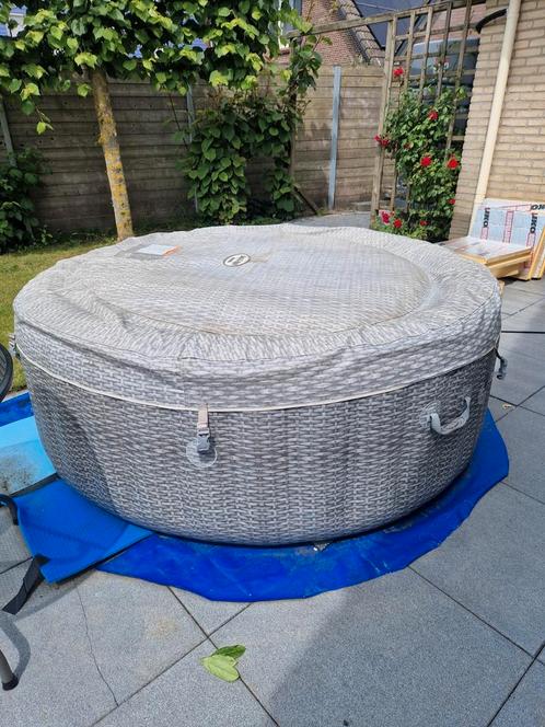Mooie opblaasbare jaccuzi Lay-Z-Spa Honolulu, Tuin en Terras, Bubbelbaden en Hottubs, Zo goed als nieuw, Afdekzeil, Ophalen