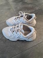 Adidas Ozweego 38, Tickets en Kaartjes, Eén persoon, Kortingsbon