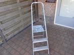 huishoudtrapje, Doe-het-zelf en Verbouw, Ladders en Trappen, Ophalen, Gebruikt, Minder dan 2 meter