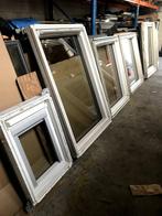 Velux dakramen verschillende afmetingen, Ophalen