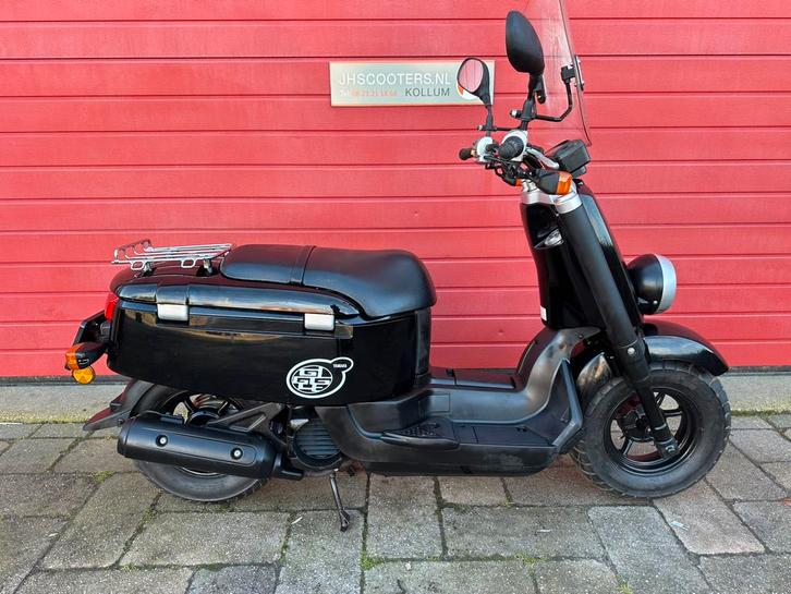 Yamaha Giggle 50cc – Uniek model, weinig km’s, Fietsen en Brommers, Scooters | Yamaha, Overige modellen, Maximaal 45 km/u, Benzine