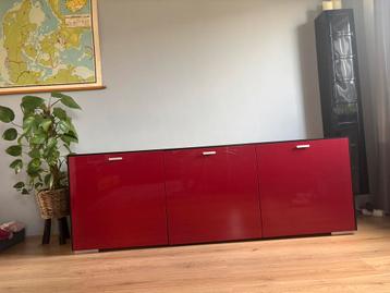Design lage dressoir/tv-kast beschikbaar voor biedingen