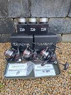 *** 3 Daiwa Castizm 25 QDA incl reservespoelen ***, Ophalen of Verzenden, Molen