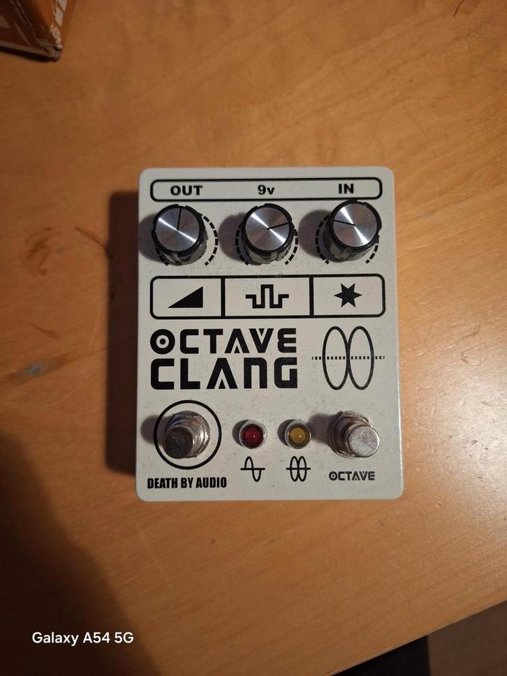 Death By Audio Octave Clang v2 - Octaaf Fuzz!, Muziek en Instrumenten, Effecten, Zo goed als nieuw, Distortion, Overdrive of Fuzz