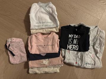 Meisjes kleding maat 56 - 9 stuks +slaapzak,, tommy hilfiger beschikbaar voor biedingen