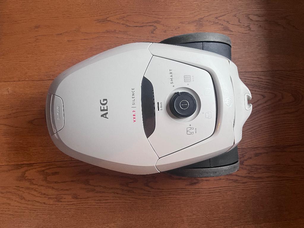 AEG VX8 Stofzuiger (extra stil), Ophalen, Gebruikt, Stofzak, Stofzuiger