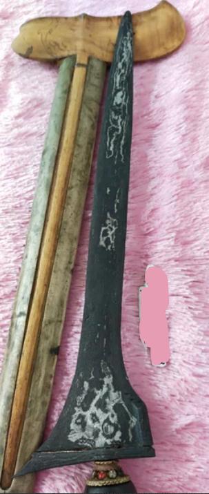 Antieke Keris Brojol Majapahit Ngulit Semongko Solo KAD11, Antiek en Kunst, Verzenden