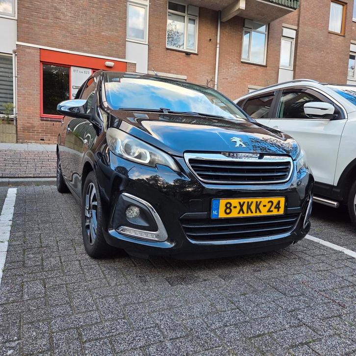 Peugeot 108 1.0 12V E-vti keyless &go  51KW 5DR 2014 Zwart, Auto's, Peugeot, Particulier, Achteruitrijcamera, Airbags, Airconditioning