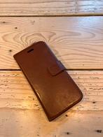 Leren telefoonhoesje met flap en pasjes iphone 7 8 SE, Ophalen of Verzenden, Zo goed als nieuw