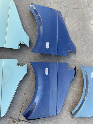 Volkswagen T5 zijschermen beschikbaar voor biedingen