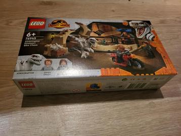 LEGO Jurassic World Atrociraptor Achtervolging 76945 [NEW] beschikbaar voor biedingen