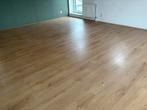 Laminaat vloer 80m2 + ondervloer - zelf verwijderen, Doe-het-zelf en Verbouw, Vloerdelen en Plavuizen, Ophalen, Kunststof, Gebruikt