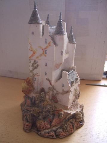 lilliput lane kasteel toren castle tower miniatuur beschikbaar voor biedingen