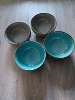 4 mooie schaaltjes,  2 blauw 2 grijs, Huis en Inrichting, Ophalen of Verzenden, Overige stijlen, Schaal of Schalen