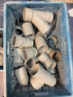 Krat vol PVC Koppelingen 75mm - Doe een Bod!, Doe-het-zelf en Verbouw, Buizen en Afvoer, Bochten, Gebruikt, Pvc, 60 tot 80 mm