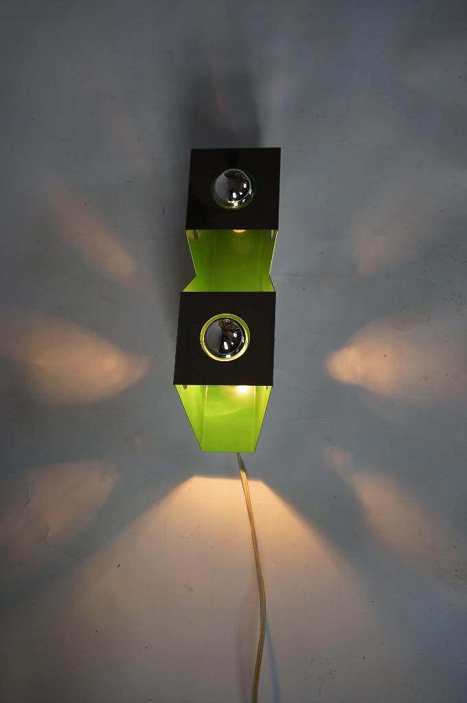 vintage philips? metaal wandlamp chroom groen kopspiegellamp, Huis en Inrichting, Lampen | Wandlampen, Gebruikt, Kunststof, Metaal