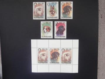 SURINAME 1976; serie + BLOK HONDEN beschikbaar voor biedingen