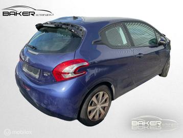 Achterlicht rechts Peugeot 208 ('12->) beschikbaar voor biedingen