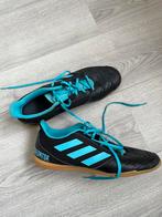 Zaalvoetbal schoenen Adidas, Sport en Fitness, Schoenen, Zo goed als nieuw, Maat M, Ophalen of Verzenden